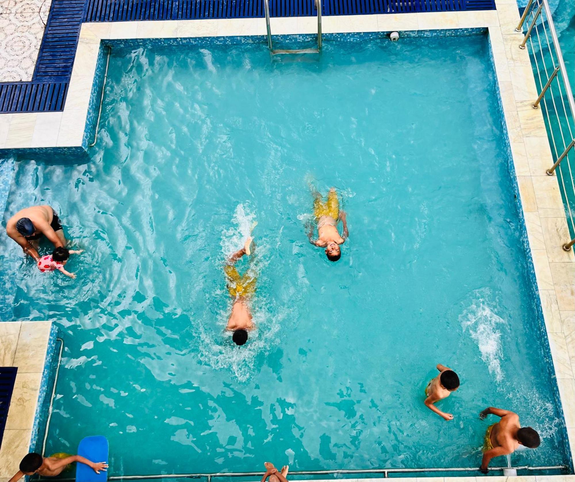 Hotel Waterland Aiju Eksteriør billede